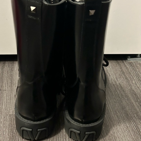 Valentino Garavani Combat boots WOMEN - Picture 5 of 9